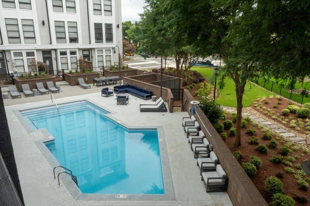 Townhouse In Uptown King Bed-Wi-Fi-Free Parking-Pool Apartamento Charlotte Exterior foto